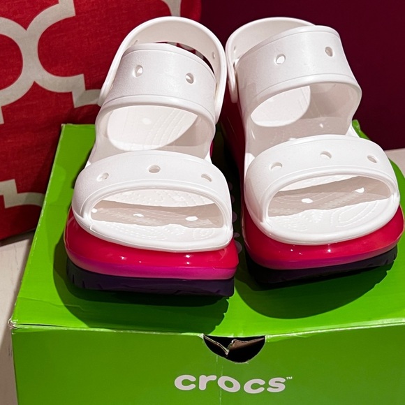 Crocs Mega Crush Sandals White / Multicolor - Womens 9 - Picture 4 of 11